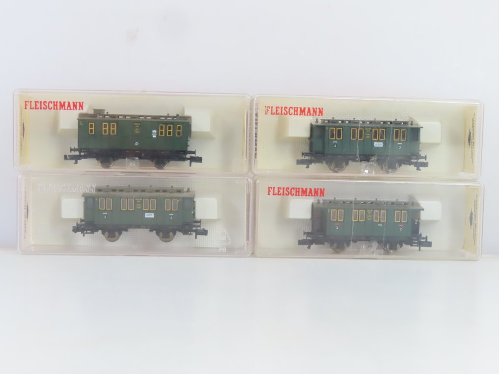 Fleischmann N - 8052K/8057K/8058K/8059K - Personvagn för modelltåg (4) - 4x 2-axlad passagerarvagn, 2:a/3:e klass och 3:e klass inklusive bagagevagn - DRG #1.0