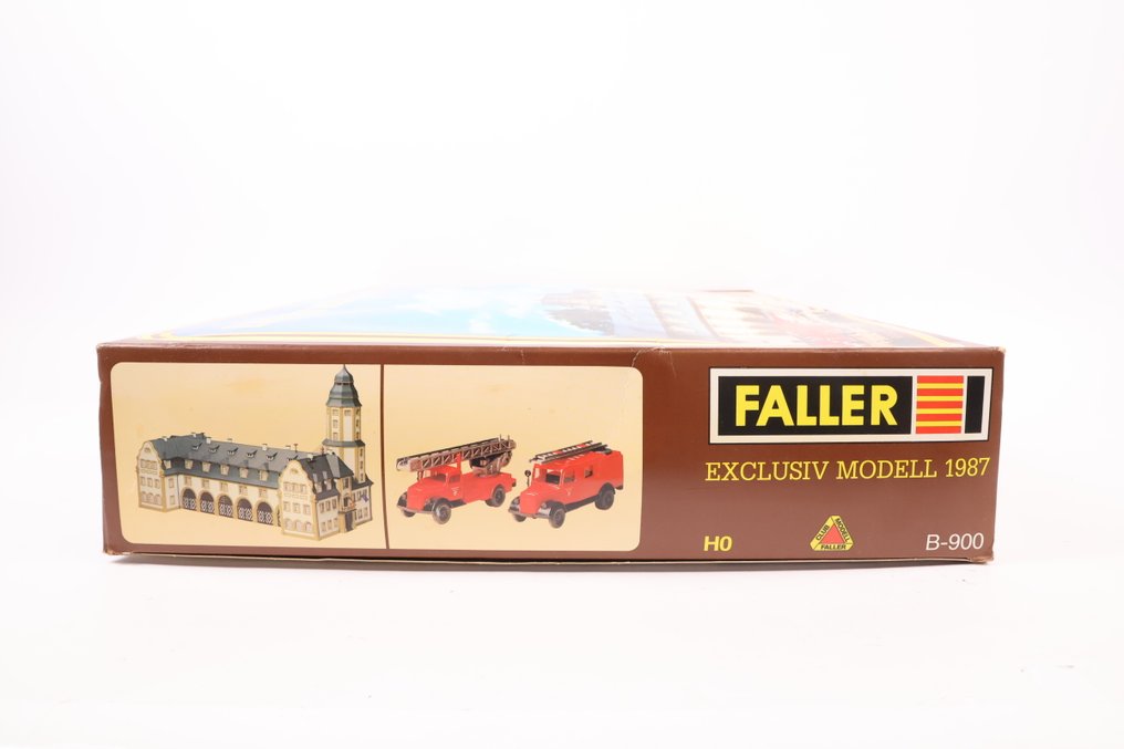 Faller H0轨 - B-900 - 模型火车拼搭套件 (1) - 消防站 'Exclusiv Modell 1987' #1.0