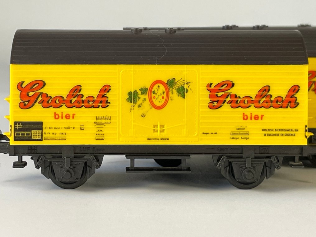 Fleischmann H0 - Modellvonat teherfuvarozás (8) - Sörkocsik ‘Grolsch’ - NS #3.2