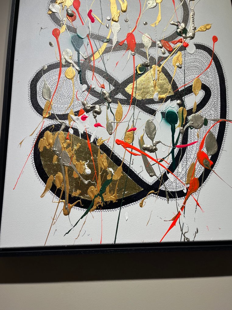 Swen Van der Sangen - Dancing Chaos 3/3 with 22krt Gold Leaf and Black Wood Frame #4.3