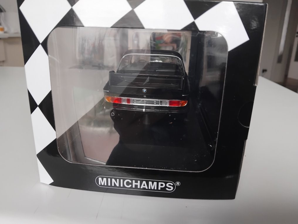 Minichamps 1:18 - Model raceauto - BMW 3.0 CSL 1973 - Beperkt 444 stuks #3.2