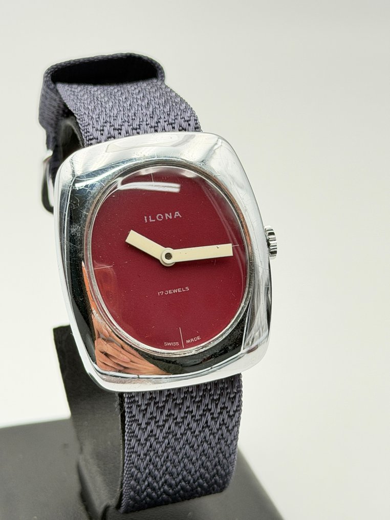 ilona - vintage NOS oval swiss made - No reserve price - Unisex - 1970-1979  #1.0