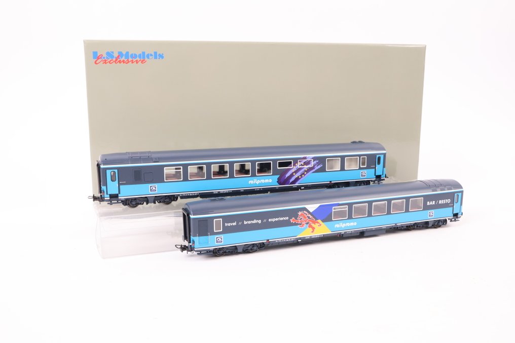 LS Models H0轨 - 94005 - 模型火车客运车厢套装 (1) - 两辆酒吧/修复列车车厢 - Railpromo #1.0