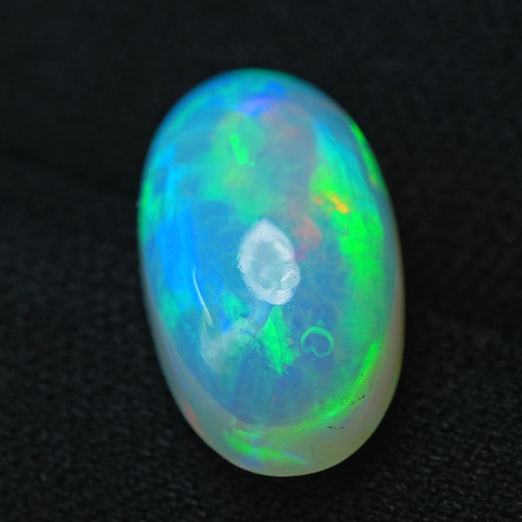 No reserve price White Opal  - 9.21 ct - International Colored Gemstone Association (ICA GemLab) - Fine Lightning Pattern #4.3