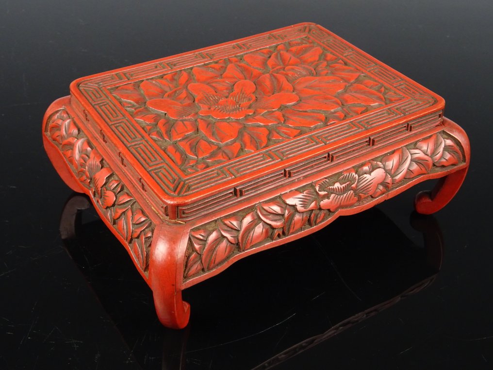 Support - Bois, lak - Chine - Dynastie Qing (1644–1911) (Sans prix de réserve) #1.0