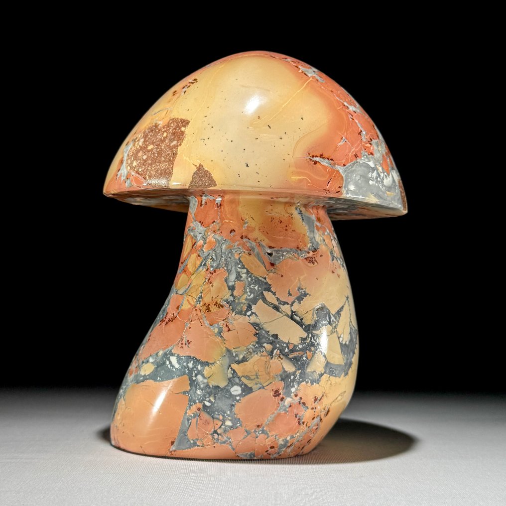 Ingen minstepris - Håndskåret skulptur av røde Maligano Jasper-sopp Unik samlerobjekt - Høyde: 16.6 cm - Bredde: 12 cm- 2600 g - (1) #2.1