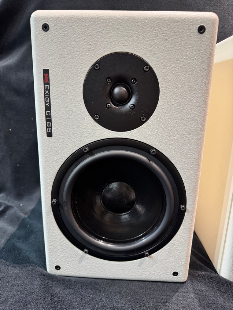 Exigy - C18S Echipament audio #2.1