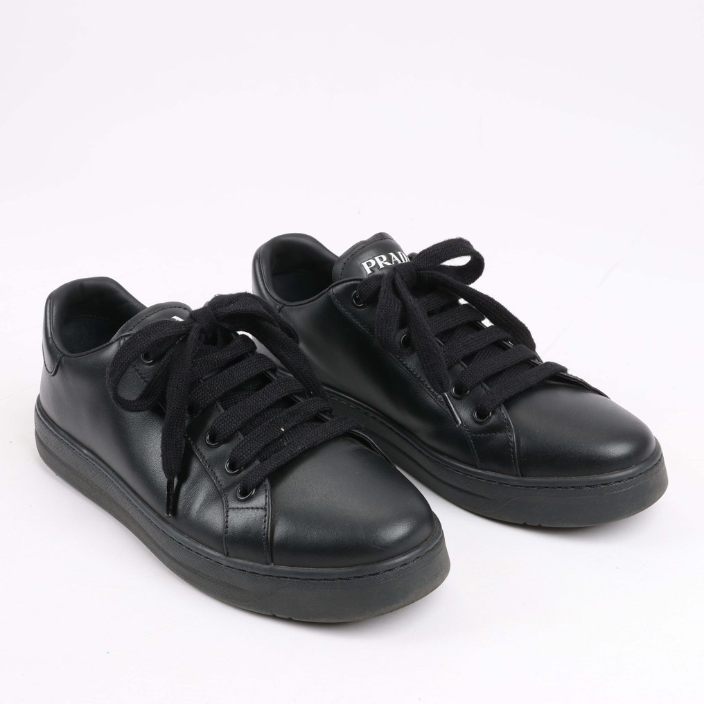 Prada - Sneakers - Size: EU 37.5 #1.0