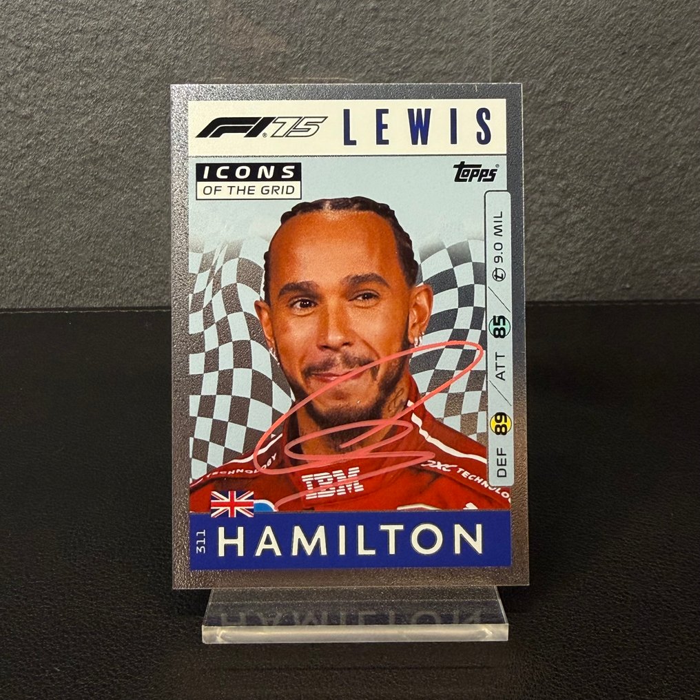 Ferrari - Topps Icons of the Grid 311 Signed - Lewis Hamilton - 2025 - Trading Card #1.0