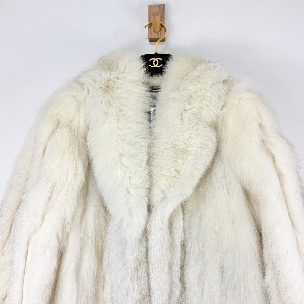 Saga Furs - 皮毛大衣 - 复古 #1.0