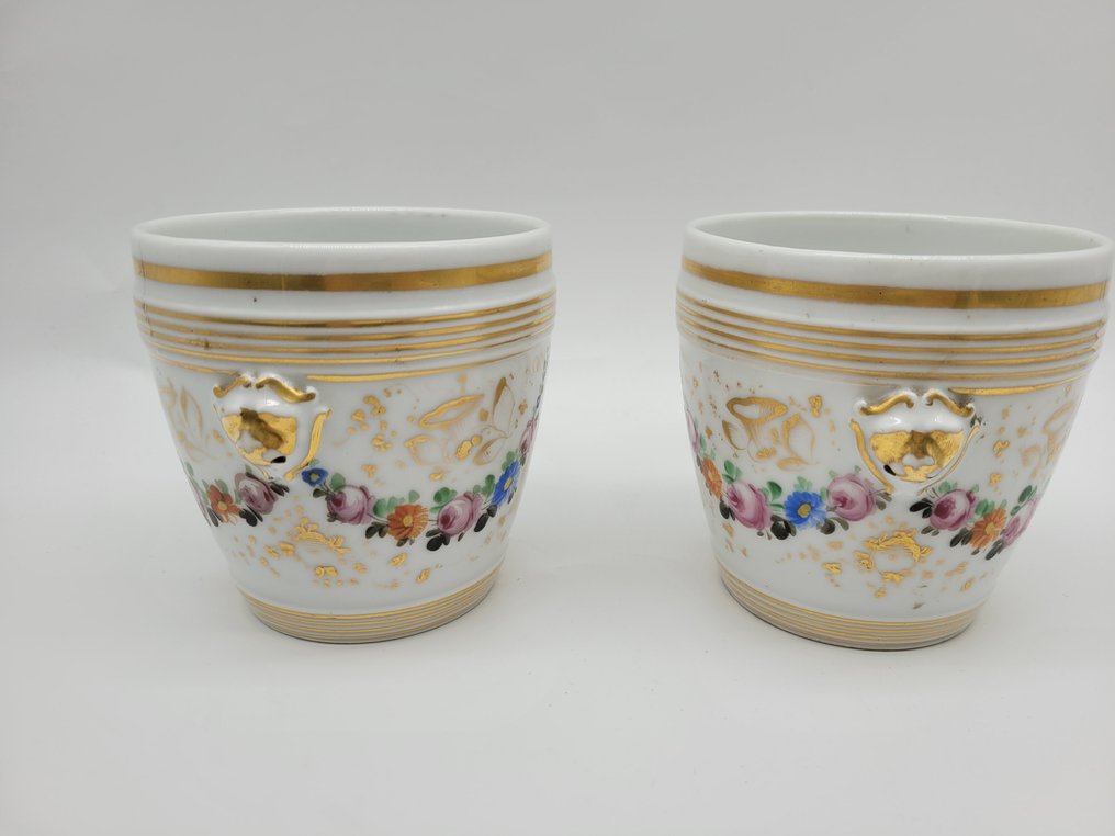 Pata (2) - Posliini #1.0