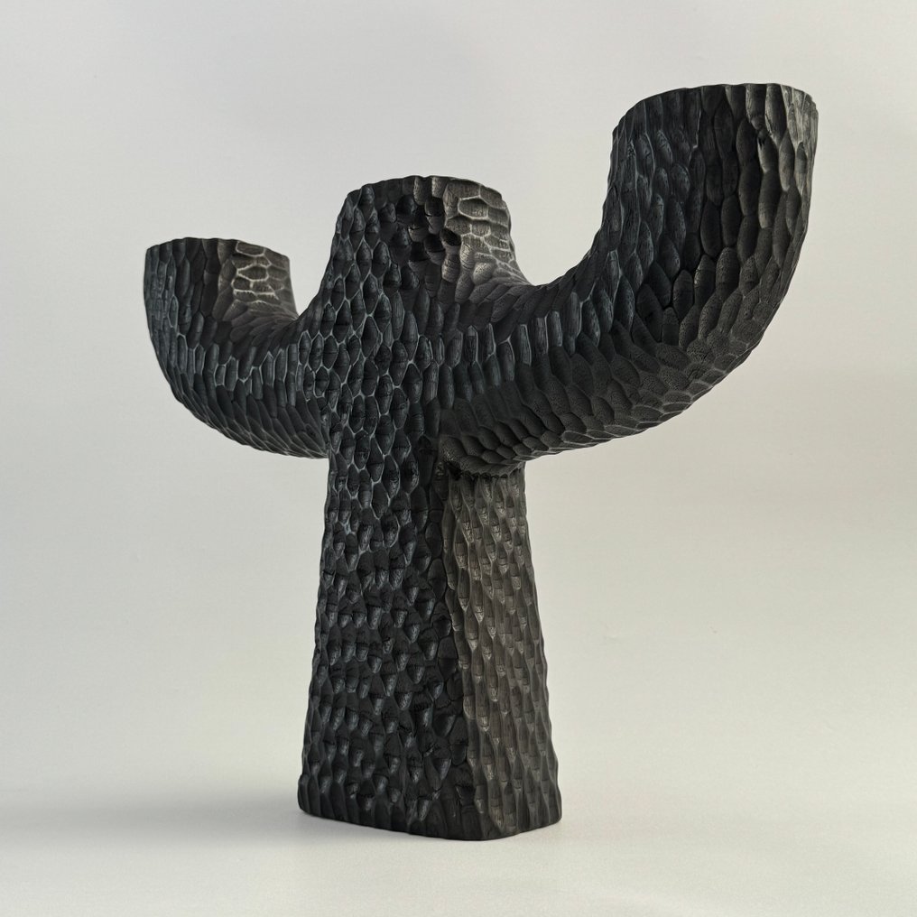 Loft83 Studio - Skål - Tre - Håndhakket lysestake #1.0