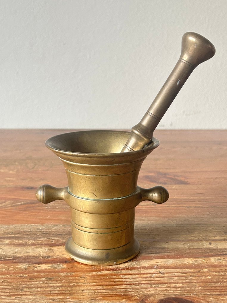 Vijzel en stamper (2) - Koper - Knopvijzel met stamper #1.0