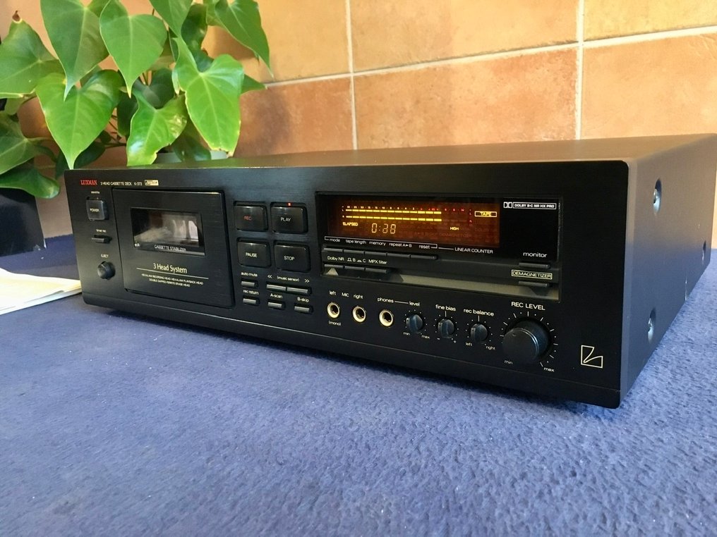 Luxman - K-373 3-head Audio-cassette deck #1.0