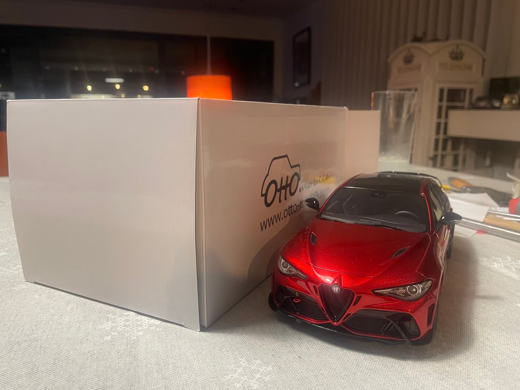 Otto 1:18 - Modelbil - Alfa Romeo Giulia GTAm #4.3