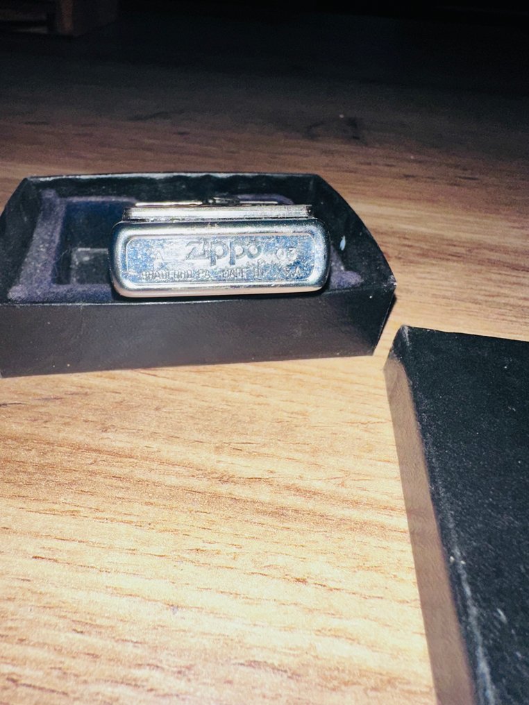 Ingen mindstepris - Lighter - Stål (rustfrit) #3.2