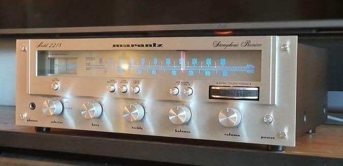 Marantz - 2218 Solid state stereo receiver #1.0