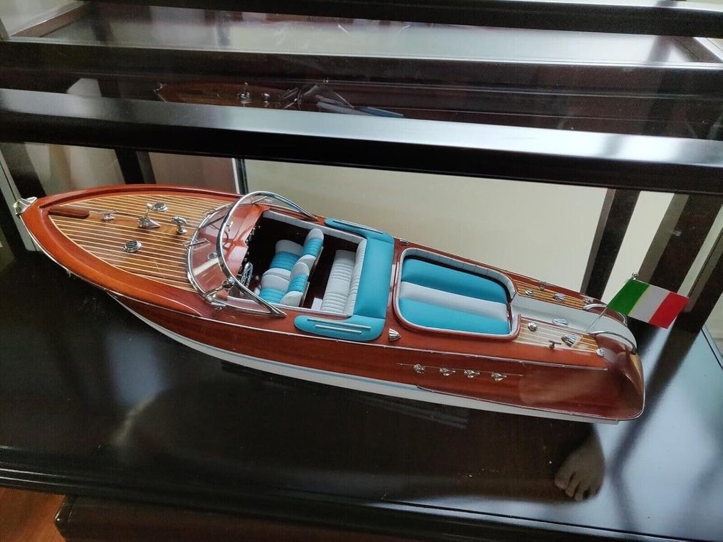 Riva Aquarama 53 cm modelisme bois maquette 1:14 - Halbrumpf-Schiffsmodell #1.0