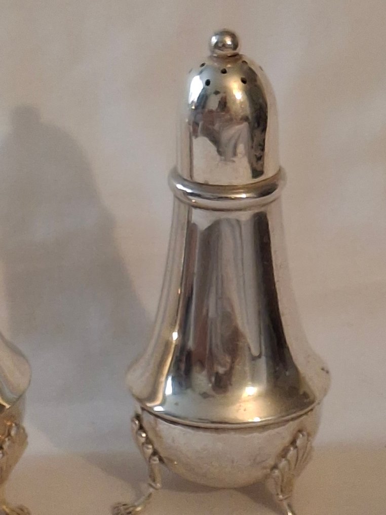 Turnător (2) - Statuetă antică olandeză din argint, Strooiers, care stă pe 3 picioare, anii 1884. - .833 argint - Strooiers Zilver 1884l #3.2