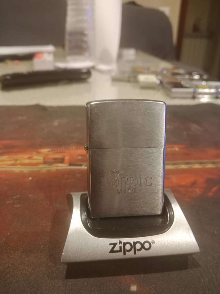 Zippo - 芝宝 - 口袋打火机 - 钢 #1.0