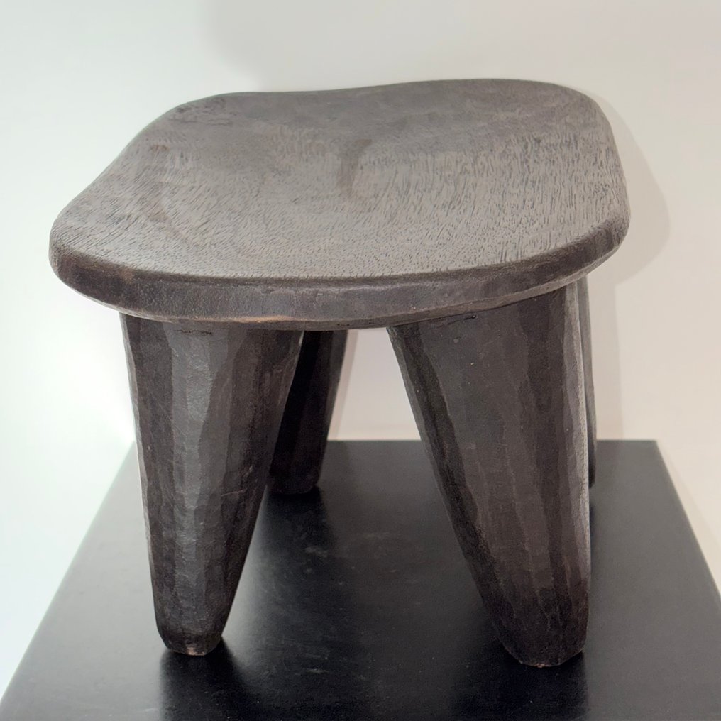 Καρέκλα τεσσάρων ποδιών – Δυτική Αφρική - Μπουρκίνα Φάσο  (χωρίς τιμή ασφαλείας) #3.2