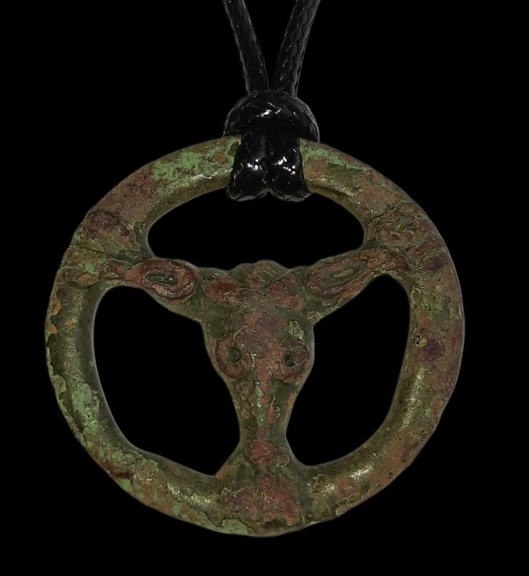 Viking Era VERY RARE pagan amulet with the image of a COW from the Viking period. Excellent condition! (No reserve price) #1.0