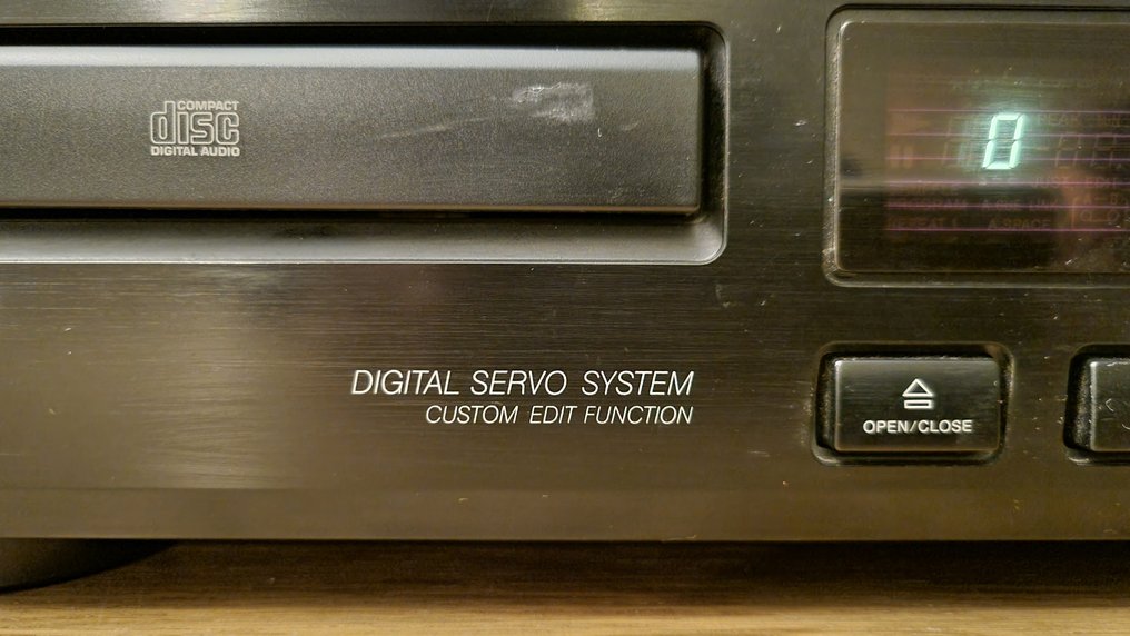 Sony - CDP-M203 Lettore CD #4.3