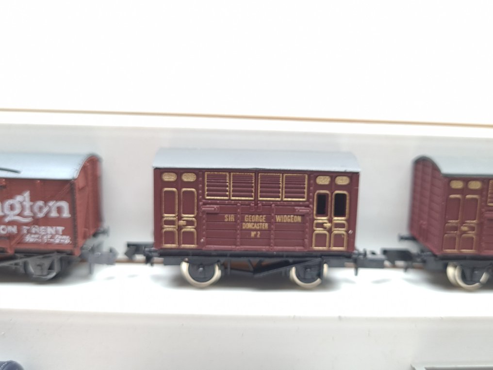 Peco/Graham Farish N - Model wagonu towarowego (13) - 13 różnorodnych wózków towarowych #4.3