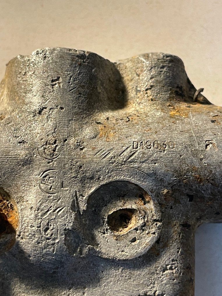 英國 - 斯皮特飞机部件遗物，来自诺曼底奥马哈海滩区域，D-Day，诺曼底 - 軍用裝備 - 1944 #1.0