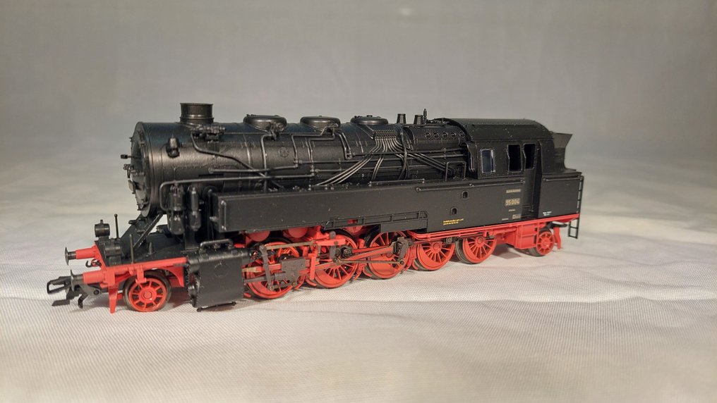 Märklin H0 - 39098 - Locomotivă machetă tren (1) - BR 95 - DB #1.0
