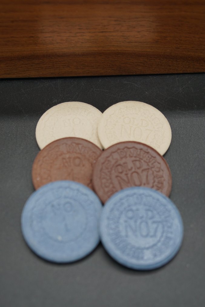 Jack Daniel's Old No 7 - Clay Poker chips Luxury set  - b. 1960年代, 1970年代 - N/A #1.0