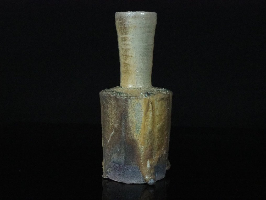 Ki-seto 花瓶——由活国家宝藏展出作品 - 石器 - 加藤孝造 Kato Kozo (1935-2023) - 日本 - 1900-2000 #1.0