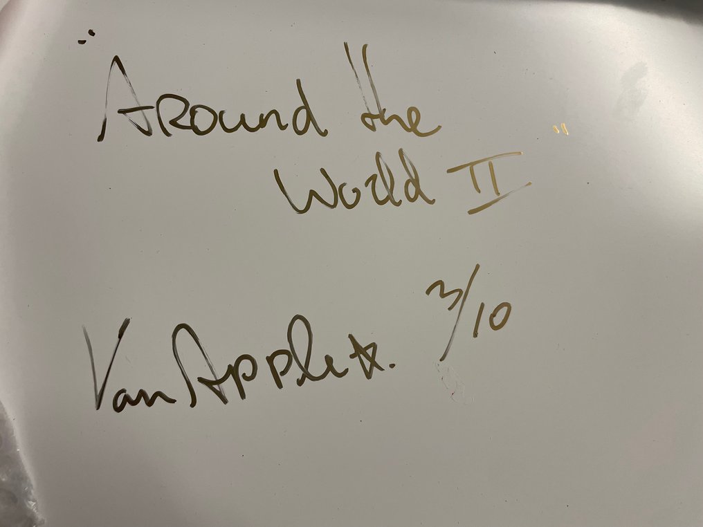 Van Apple - Around The World II #4.3