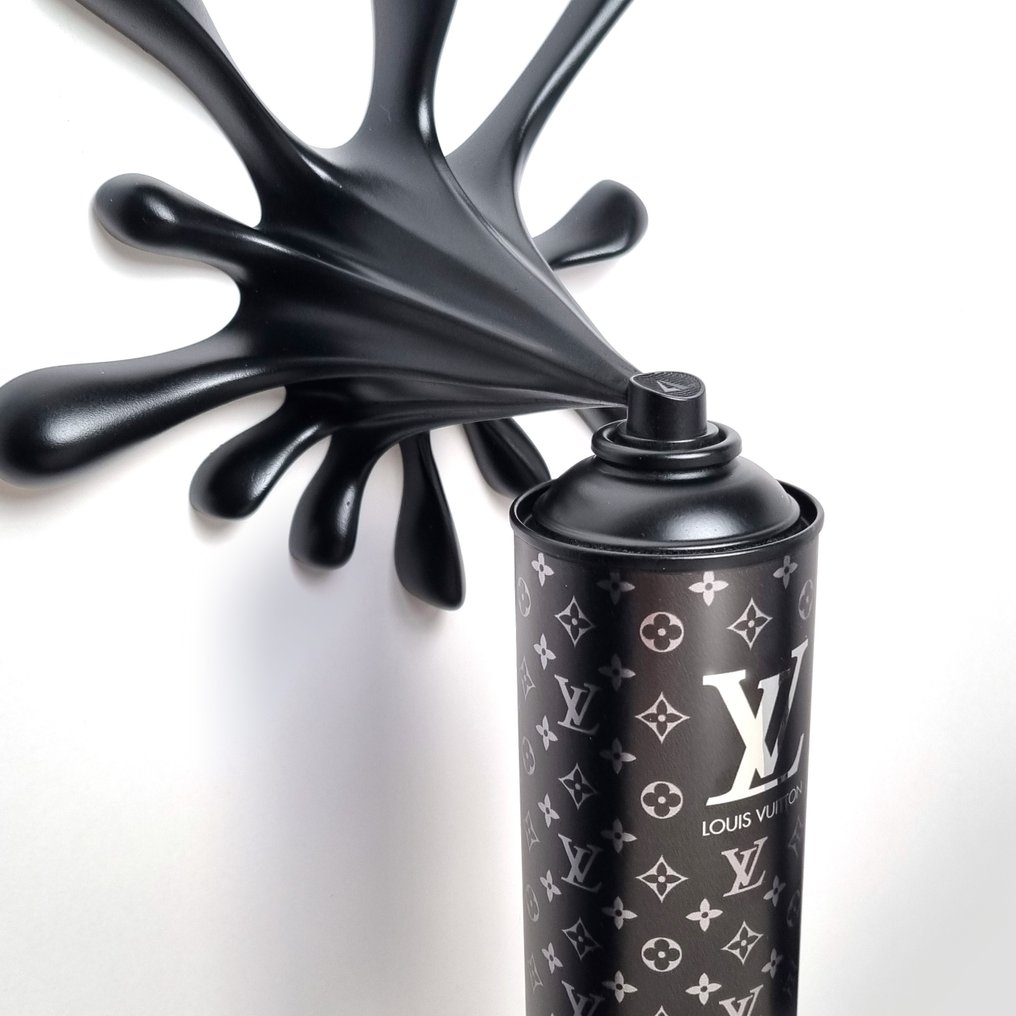 2FAST - Vuitton Black Splash sculpture #4.3