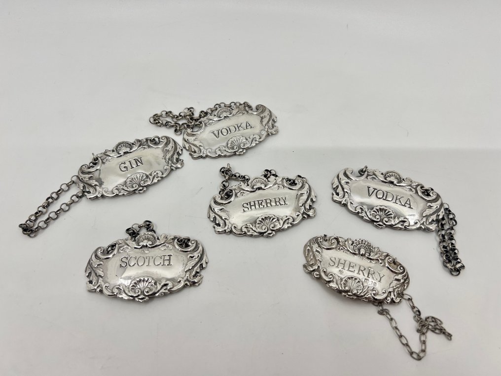 Ετικέτες ασημένιου κανάτα. - Ετικέτα (7) - Βότκα, Τζιν, Σκωτσέζικο, Σακίρι, Βότκα - .925 silver #1.0