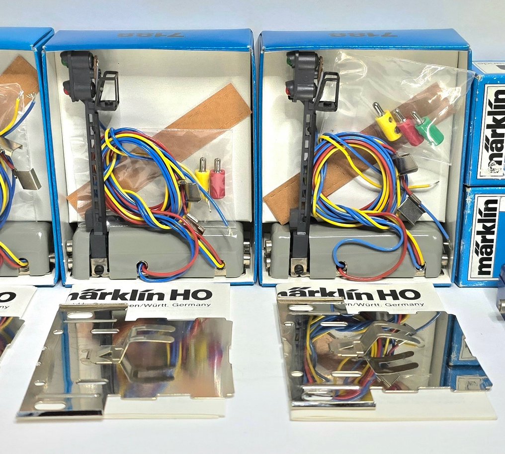 Märklin H0 - 7072/7188/5112 - Sceneria kolejowa (8) - Seinen, schakelkasten, ontkoppelrails #2.1