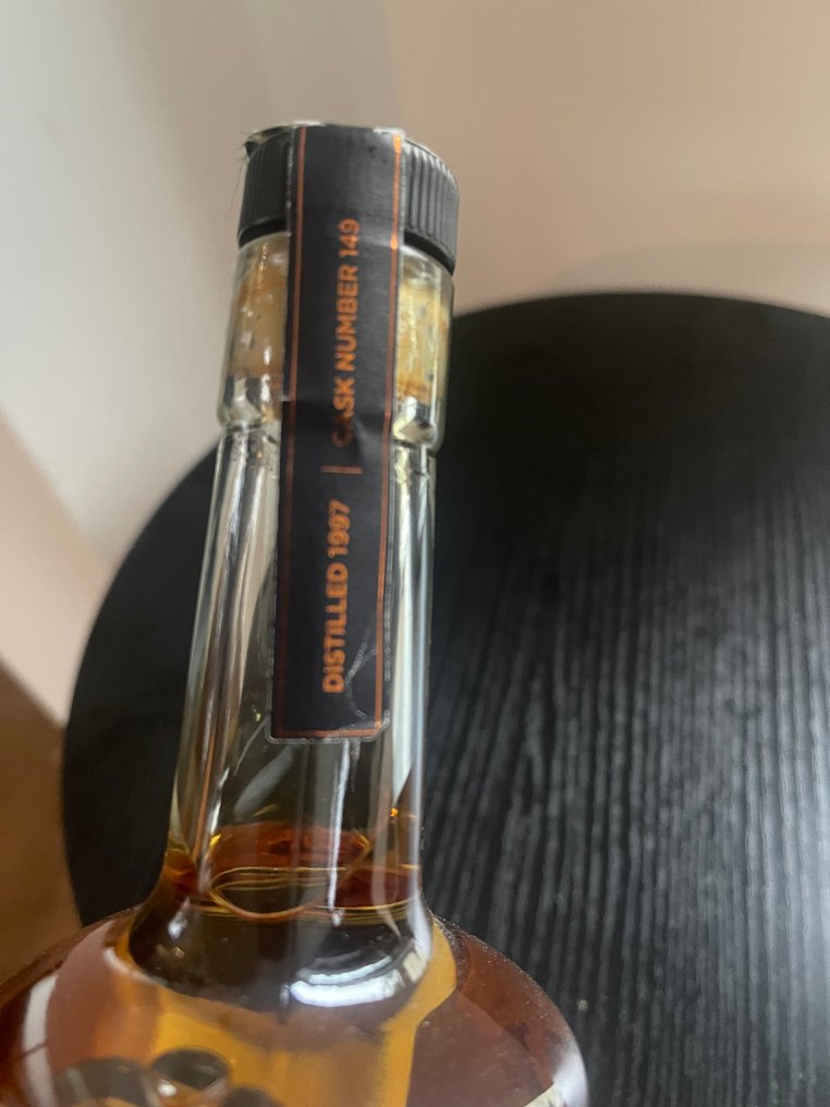 Bowmore 1997 Handfilled  - b. 2014  - 70cl #4.3