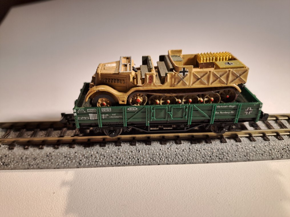 Arnold, Minitrix N - Model train wagon (2) - Material for the Afrika Korps for Field Marshal Rommel. - DRG #1.0
