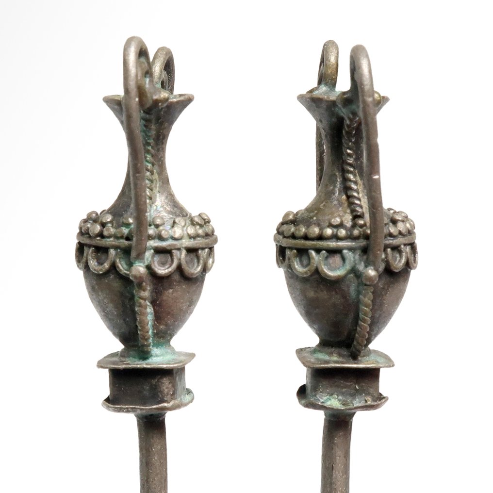 Replik eines antiken Römer Silber Dekorativer Anstecker mit Amphora #2.1