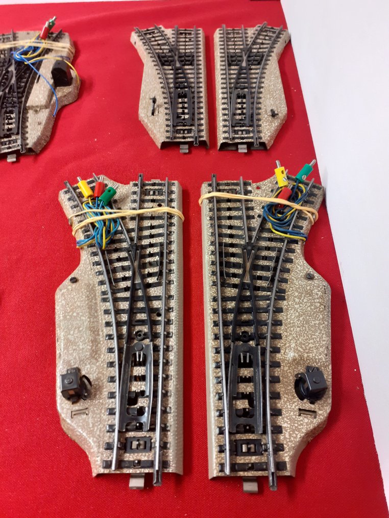 Märklin H0 - M-rail--elektrische wissels , kruisingen, ontkoppelrail, handwissels - Binari di modellini di treni (16) #3.2