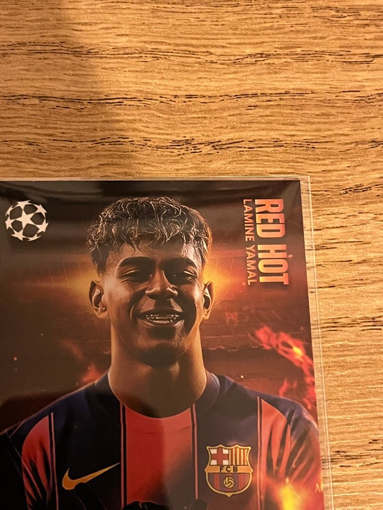 2025/26 Topps Match Attax UEFA Lamine Yamal RED HOT Insert card - 1 Card - Near Mint (NM) #1.0