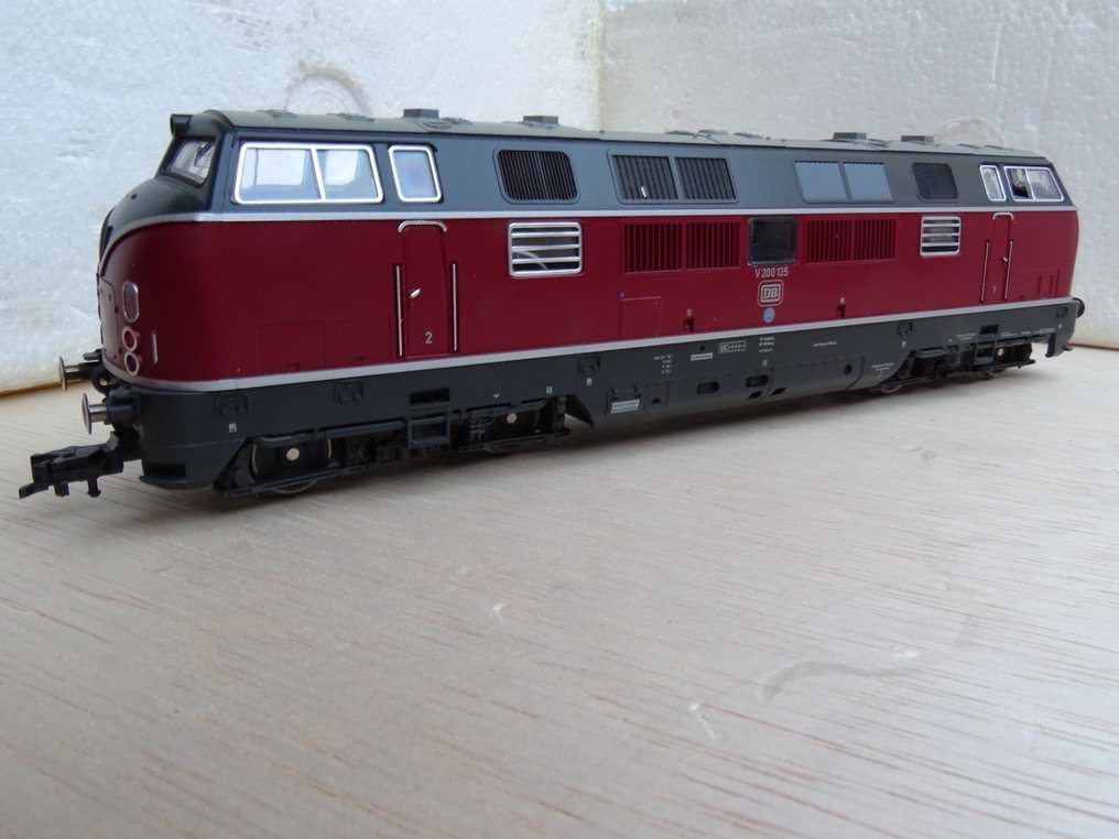 Fleischmann H0 - 423501 - Locomotora diésel (1) - Se entrega con caja original; algunos signos de uso. - DB #3.2