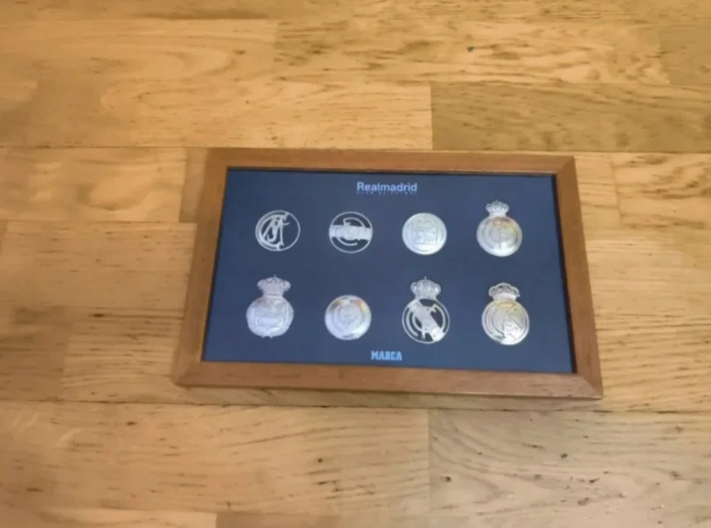 白金历史徽章 皇家马德里 1902-2002  #1.0