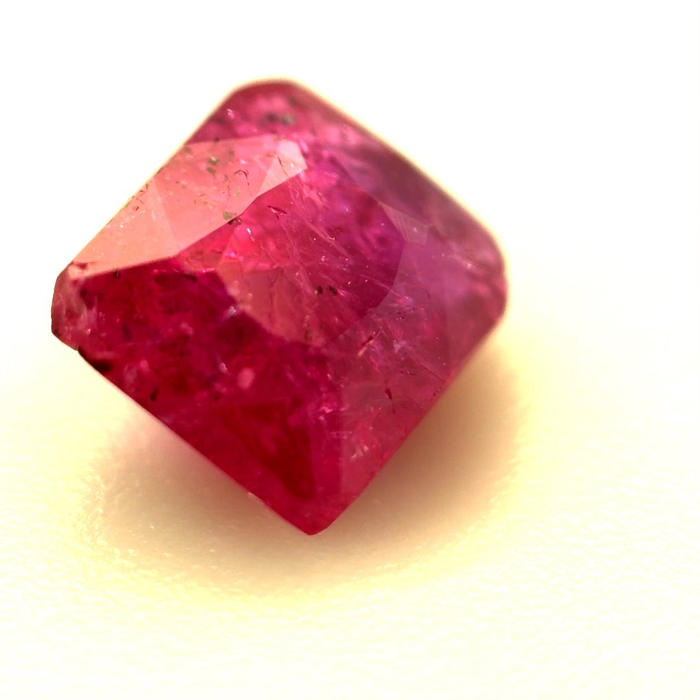 No reserve price - 1 pcs Red Ruby - 0.75 ct - International Gemological Institute (IGI) - Natural ruby #2.1