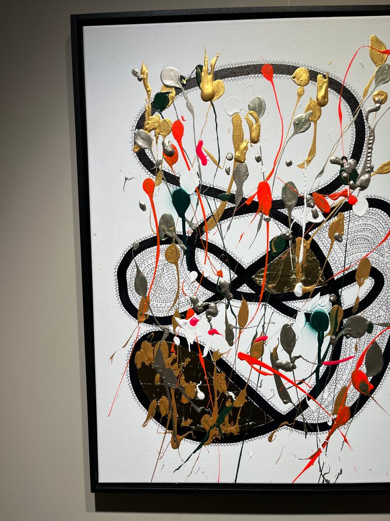 Swen Van der Sangen - Dancing Chaos 3/3 with 22krt Gold Leaf and Black Wood Frame #3.2