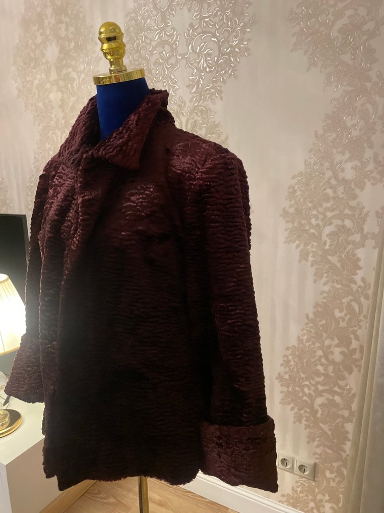 Artisan Furrier - Cappotto #1.0