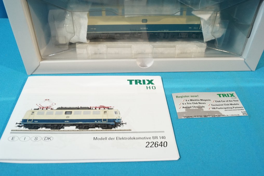 Trix H0 - 22640 - Locomotiva elettrica (1) - Br 140 MHI Exclusive - DB #3.2