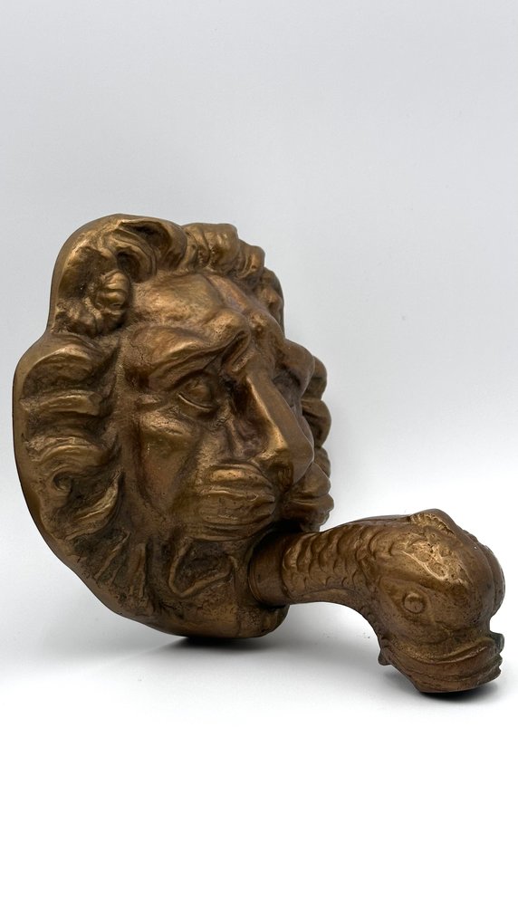 Dispenser - Messing - Fountain mask #1.0