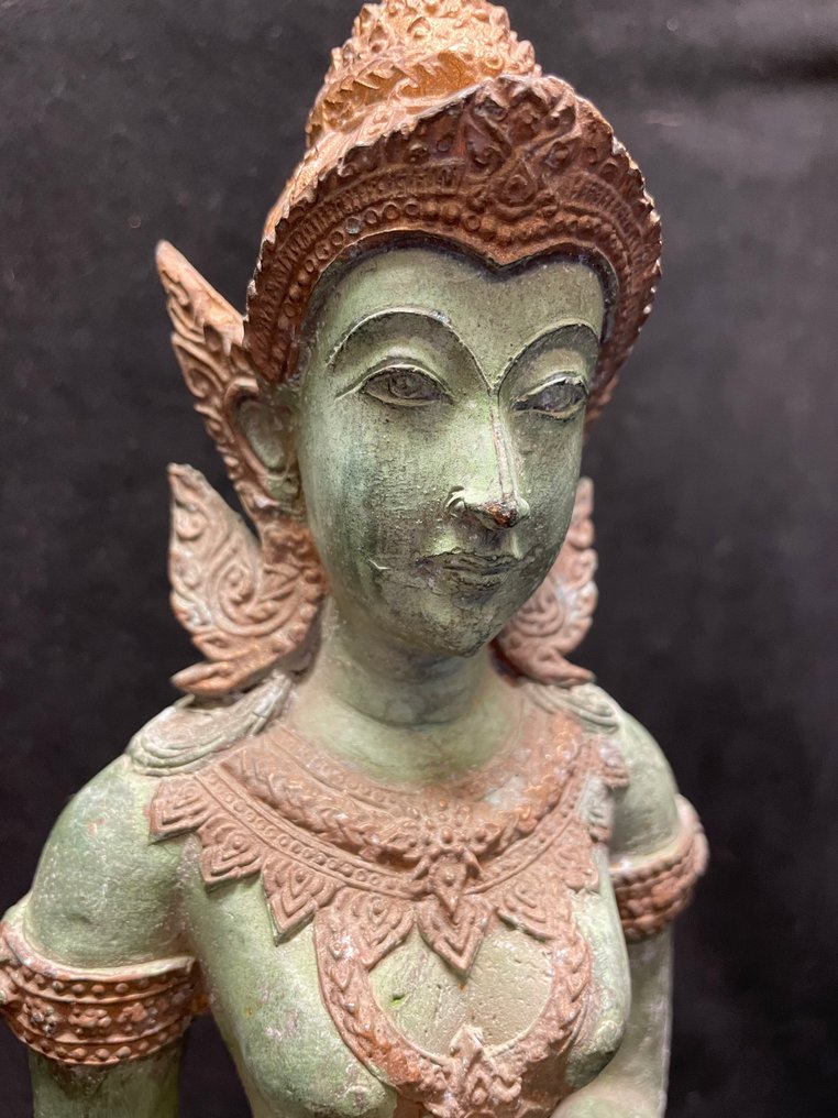 Bronzen  vrouwelijke tempelwachter. - 塑像 - 泰国 #2.1