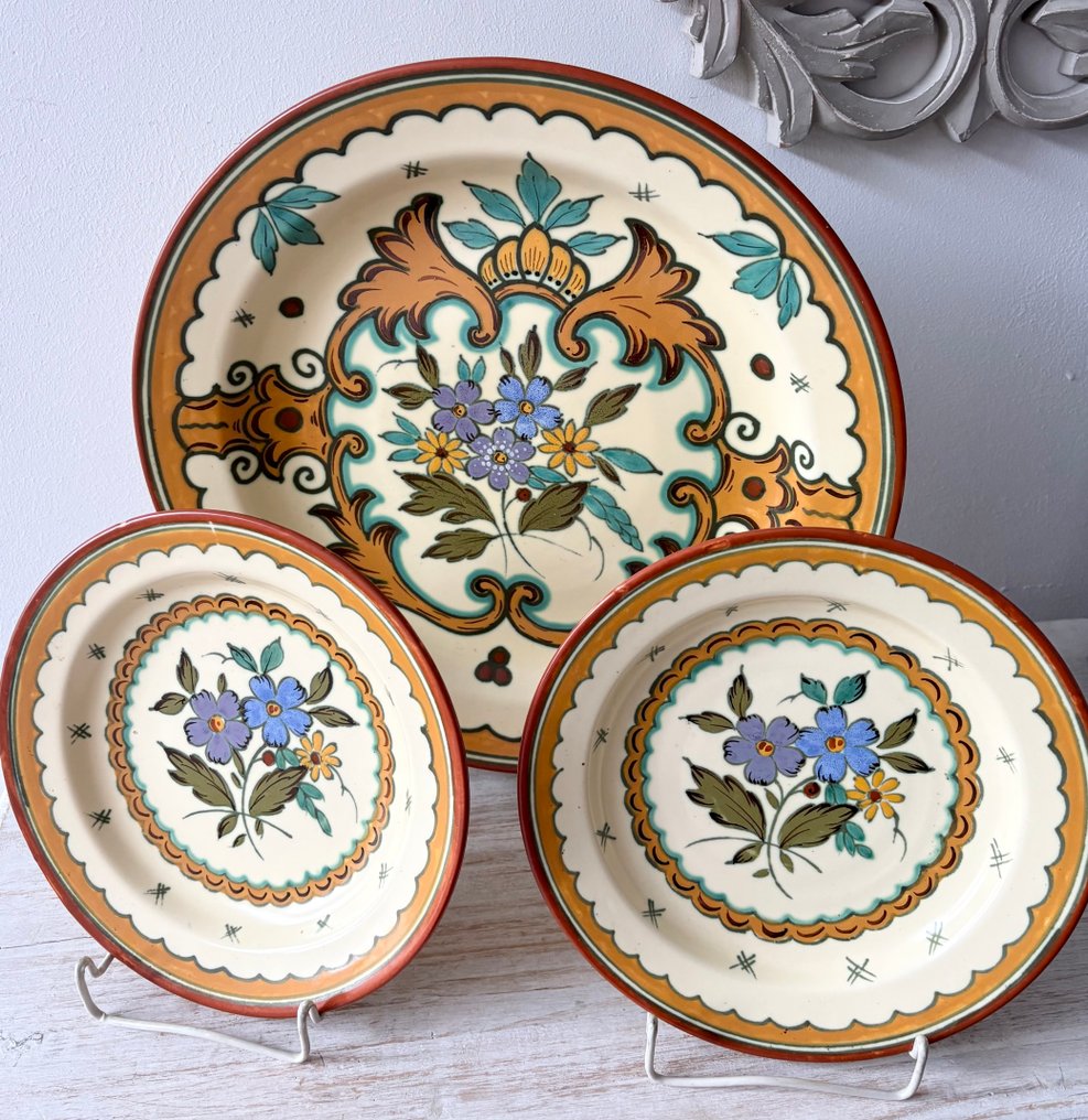 Plateelbakkerij Zuid-Holland - 牆板 (3) - Decor Medal - 陶瓷 - 34 厘米 + 22 厘米 #1.0